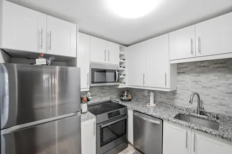 1895 NE Media Avenue Jensen Beach FL 34957