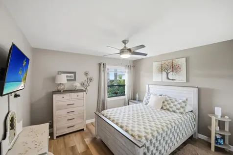 1895 NE Media Avenue Jensen Beach FL 34957