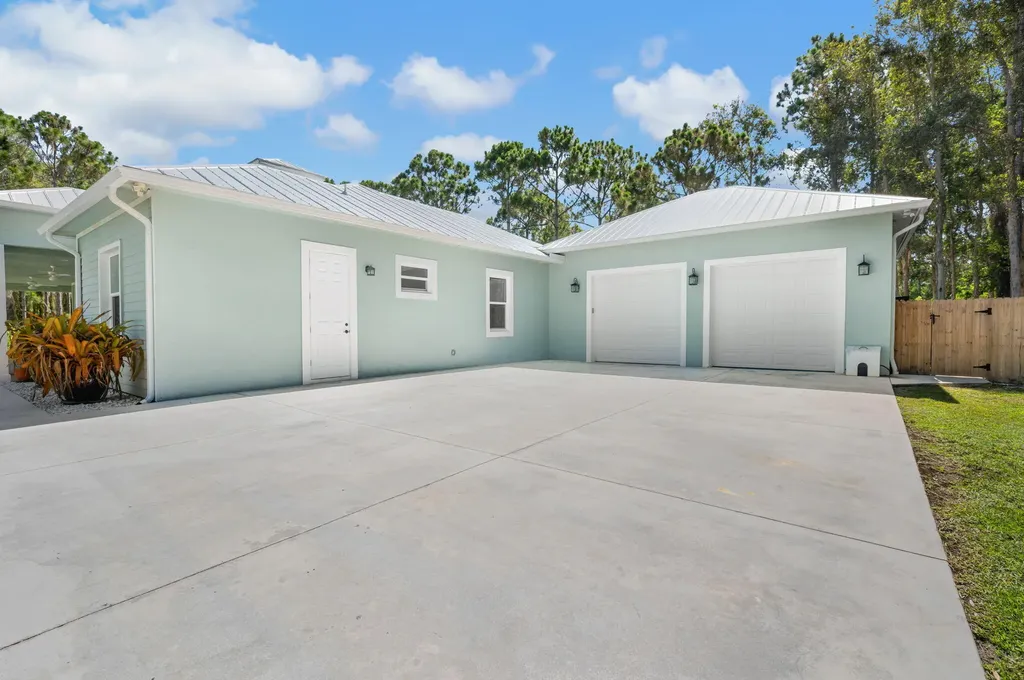 7120 Shanas Trail Port St Lucie FL 34952