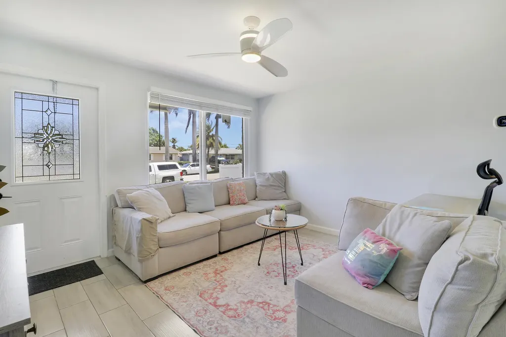 3796 Gull Road Palm Beach Gardens FL 33410