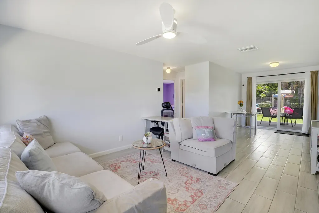 3796 Gull Road Palm Beach Gardens FL 33410