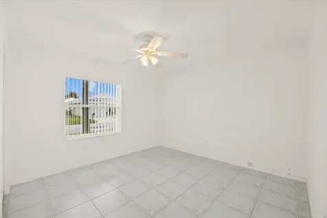 6712 Campanilla Fort Pierce FL 34951