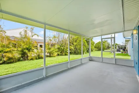 6712 Campanilla Fort Pierce FL 34951
