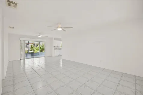 6712 Campanilla Fort Pierce FL 34951