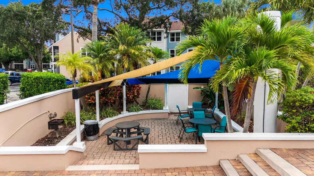 2317 N Congress Avenue Boynton Beach FL 33426
