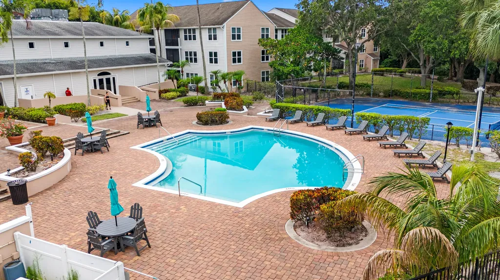 2317 N Congress Avenue Boynton Beach FL 33426