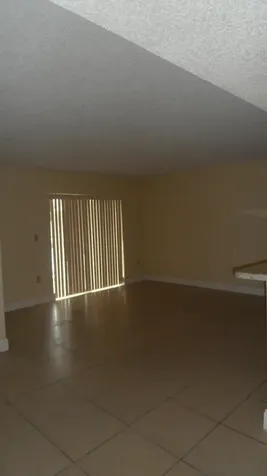 351 Palm Way Pembroke Pines FL 33025