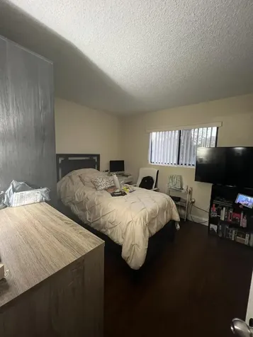 351 Palm Way Pembroke Pines FL 33025