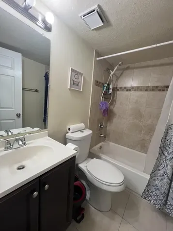351 Palm Way Pembroke Pines FL 33025