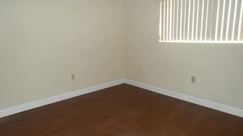 351 Palm Way Pembroke Pines FL 33025