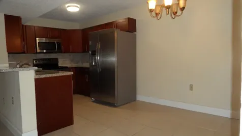 351 Palm Way Pembroke Pines FL 33025