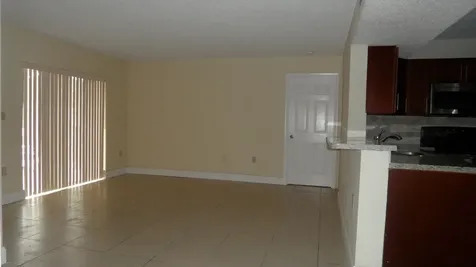 351 Palm Way Pembroke Pines FL 33025