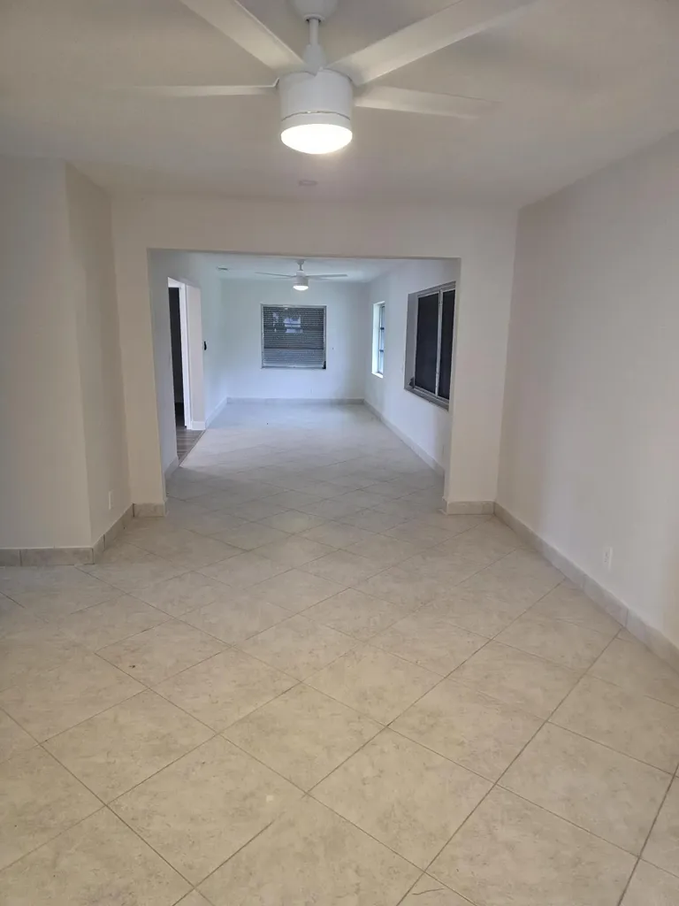 14243 El Clavel Way Delray Beach FL 33484