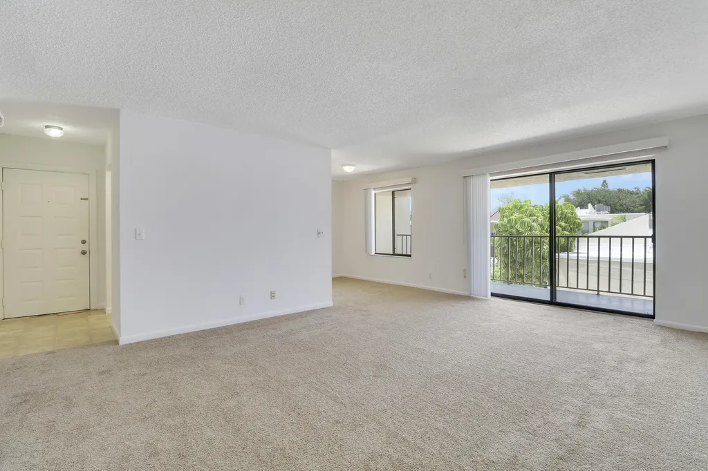 150 Pineview Road Jupiter FL 33469