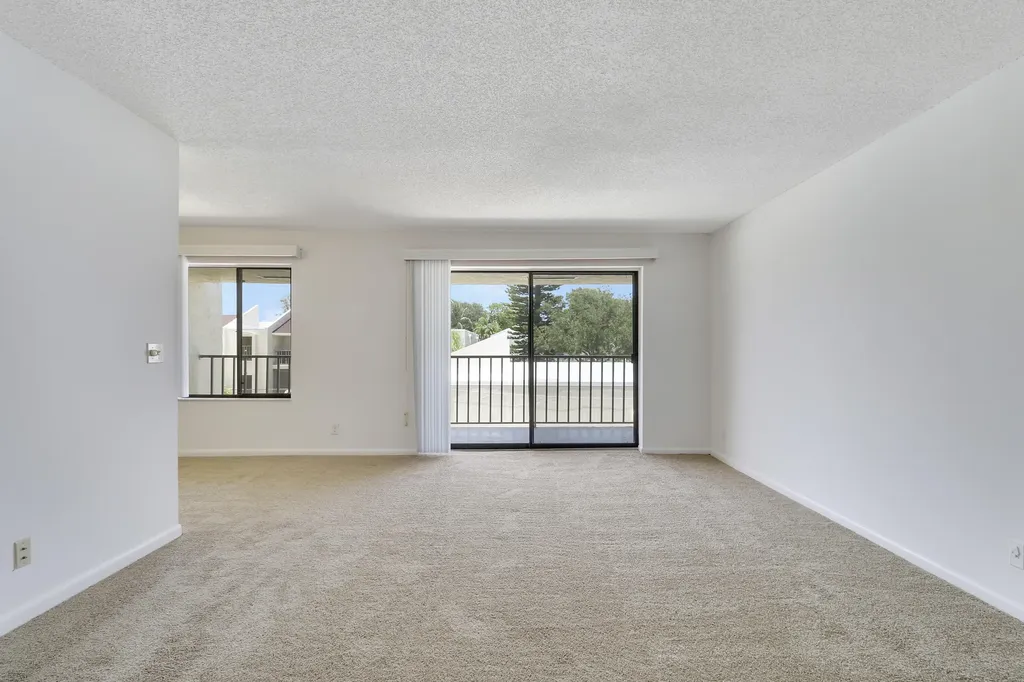 150 Pineview Road Jupiter FL 33469