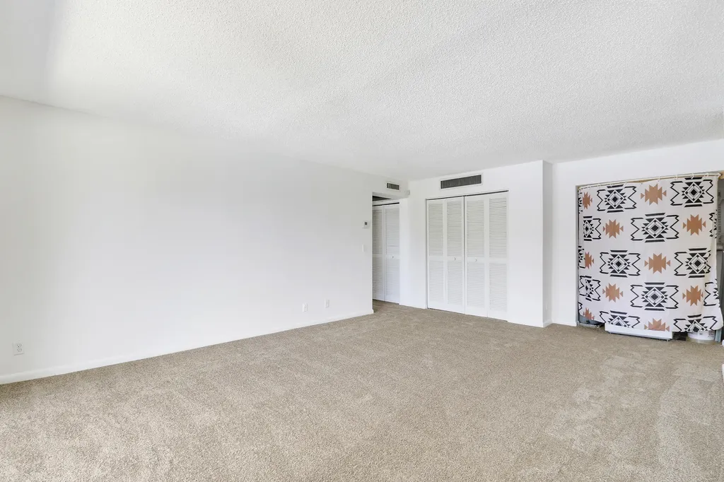 150 Pineview Road Jupiter FL 33469