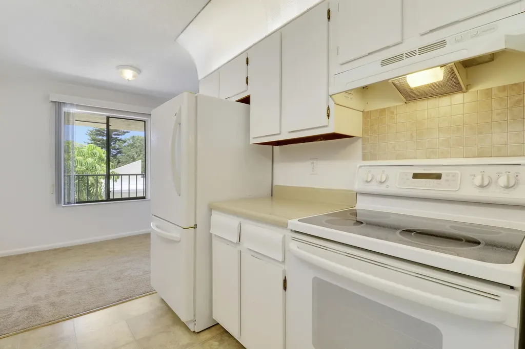 150 Pineview Road Jupiter FL 33469