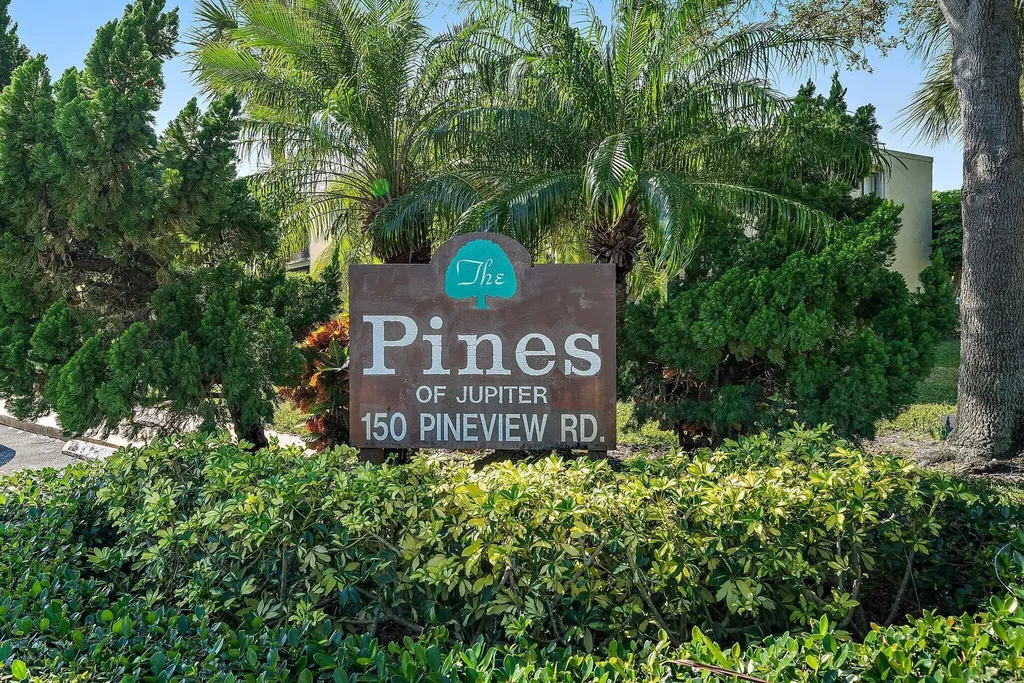 150 Pineview Road Jupiter FL 33469