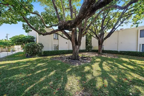 150 Pineview Road Jupiter FL 33469