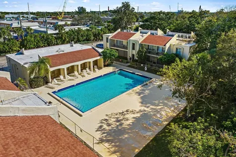 150 Pineview Road Jupiter FL 33469