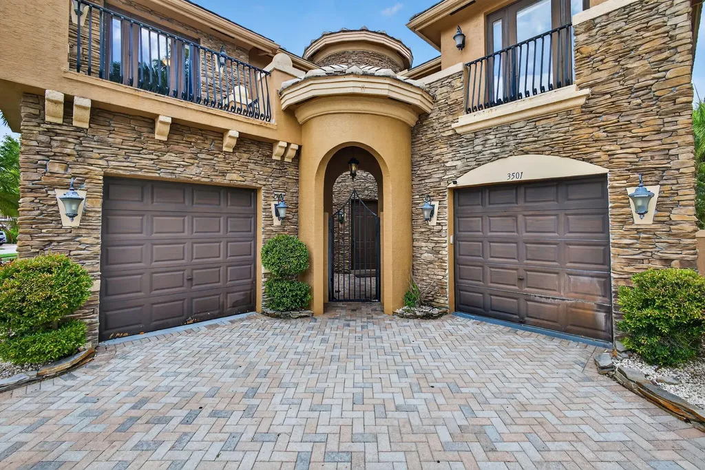 3501 Collonade Drive Wellington FL 33449
