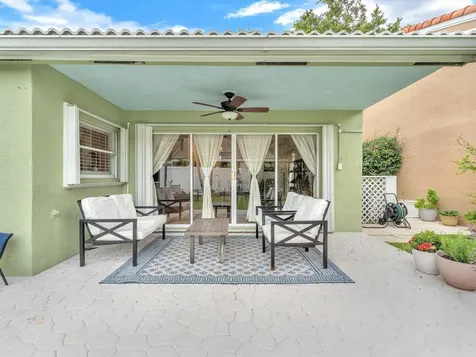 1097 Roble Way Palm Beach Gardens FL 33410