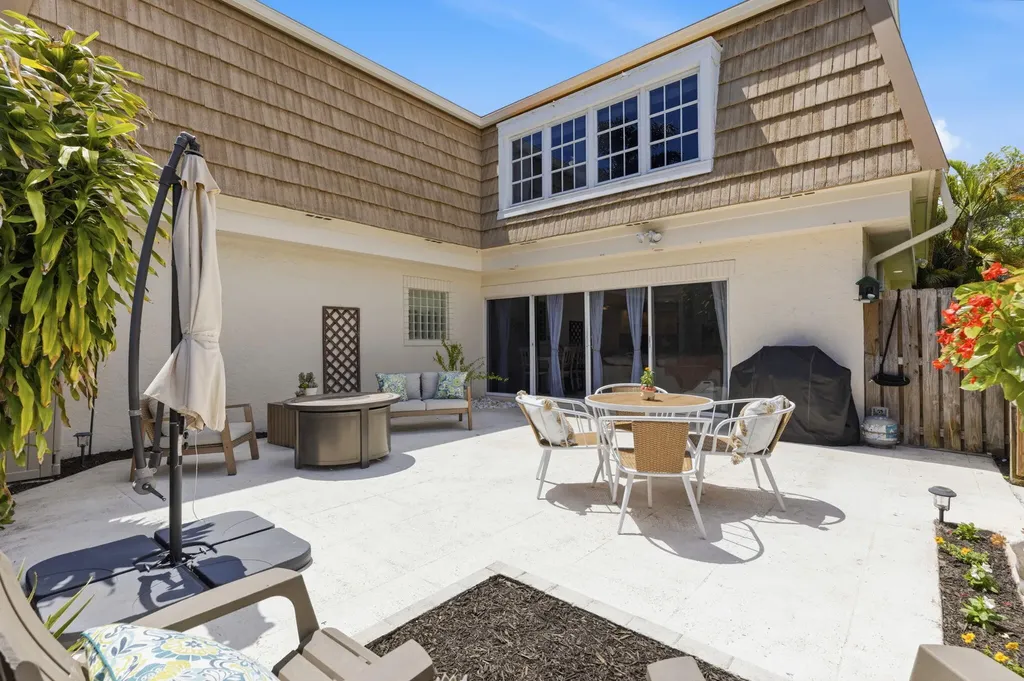 11588 Winchester Drive Palm Beach Gardens FL 33410