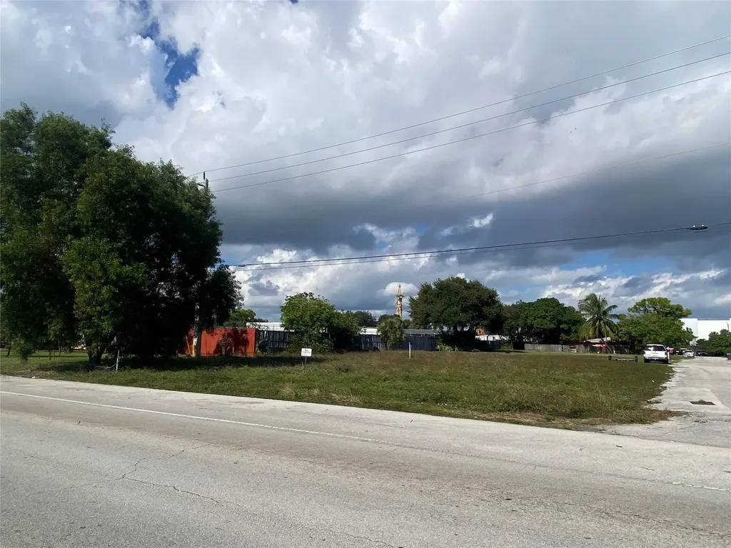 NW 19 NW 19th Avenue Pompano Beach FL 33069