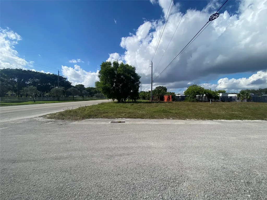 NW 19 NW 19th Avenue Pompano Beach FL 33069