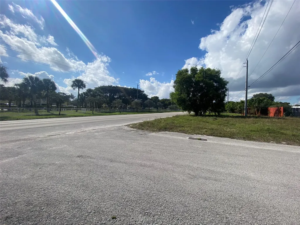 NW 19 NW 19th Avenue Pompano Beach FL 33069