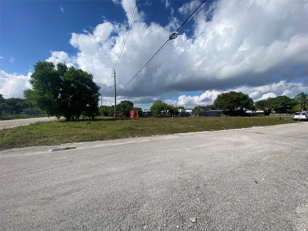 NW 19 NW 19th Avenue Pompano Beach FL 33069
