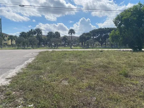 NW 19 NW 19th Avenue Pompano Beach FL 33069