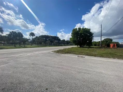 NW 19 NW 19th Avenue Pompano Beach FL 33069