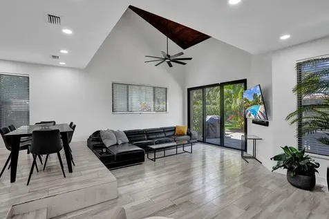 91 NE 17th Court Fort Lauderdale FL 33305