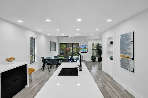 91 NE 17th Court Fort Lauderdale FL 33305