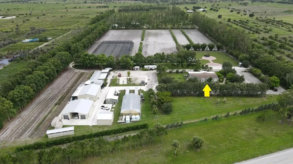 Indiantown FL, 8006 SW Kanner Highway