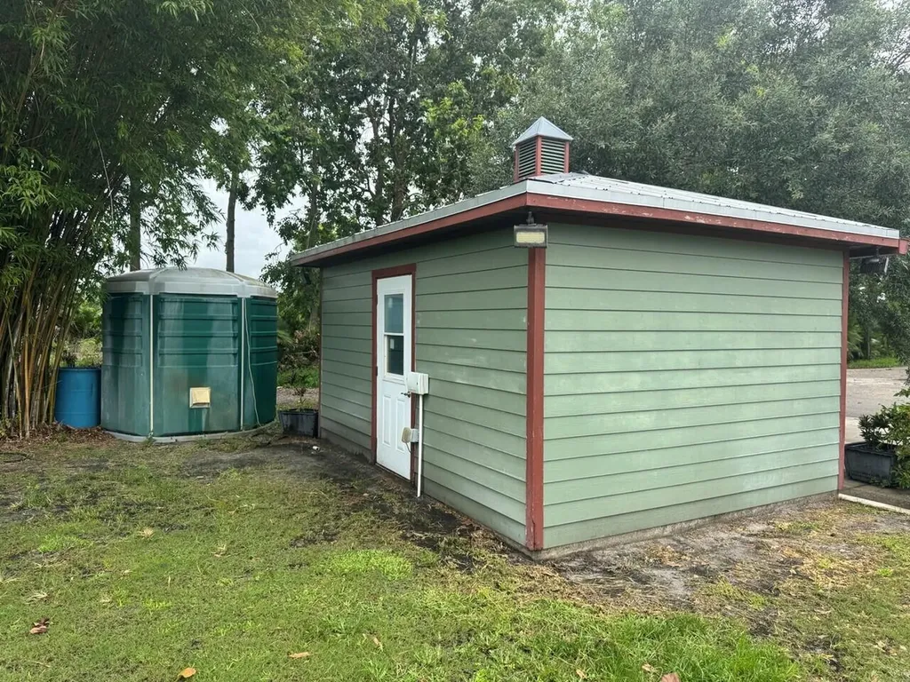 8006 SW Kanner Highway Indiantown FL 34956