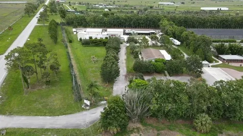8006 SW Kanner Highway Indiantown FL 34956