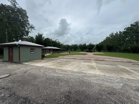 8006 SW Kanner Highway Indiantown FL 34956