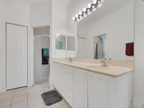 3830 Nags Head Place SW Vero Beach FL 32968