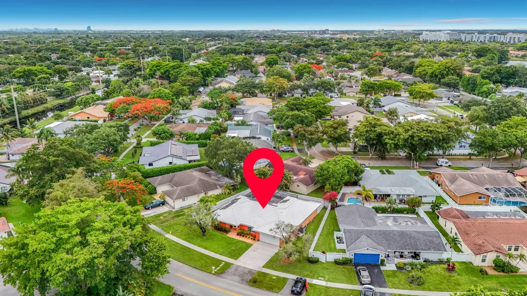 851 E Plantation Circle Plantation FL 33324