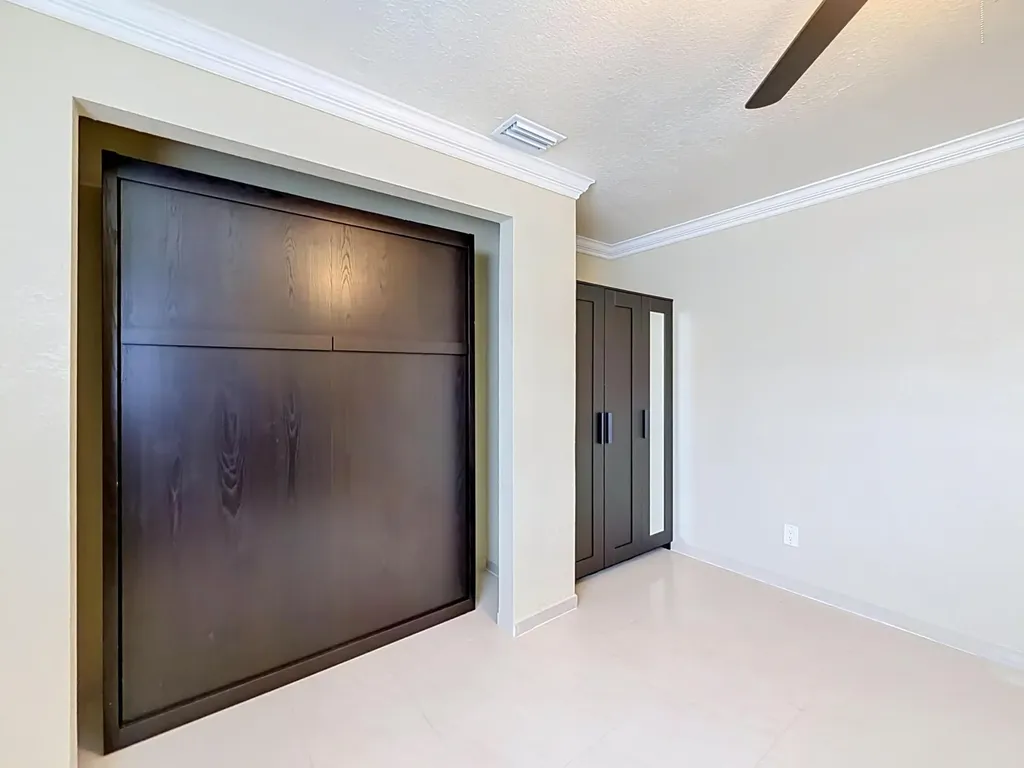 851 E Plantation Circle Plantation FL 33324
