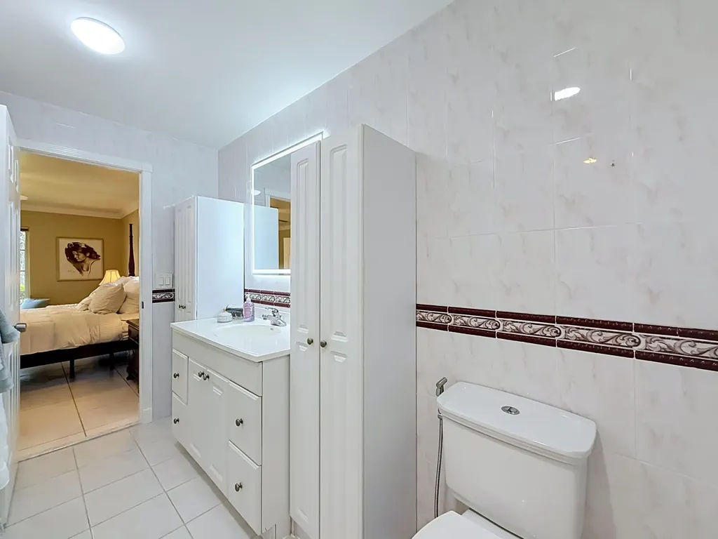 851 E Plantation Circle Plantation FL 33324