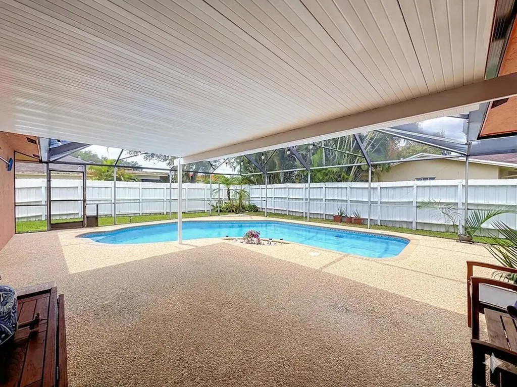 851 E Plantation Circle Plantation FL 33324