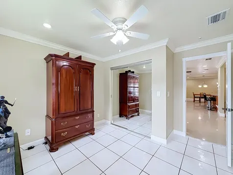 851 E Plantation Circle Plantation FL 33324