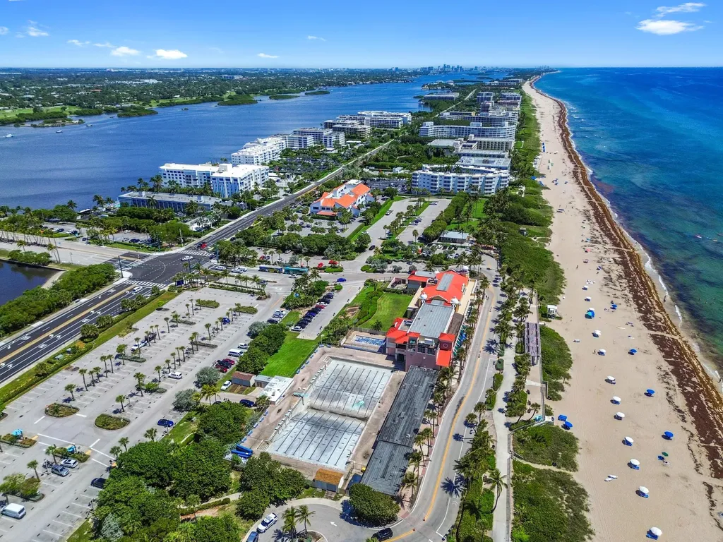 2840 S Ocean Boulevard Palm Beach FL 33480