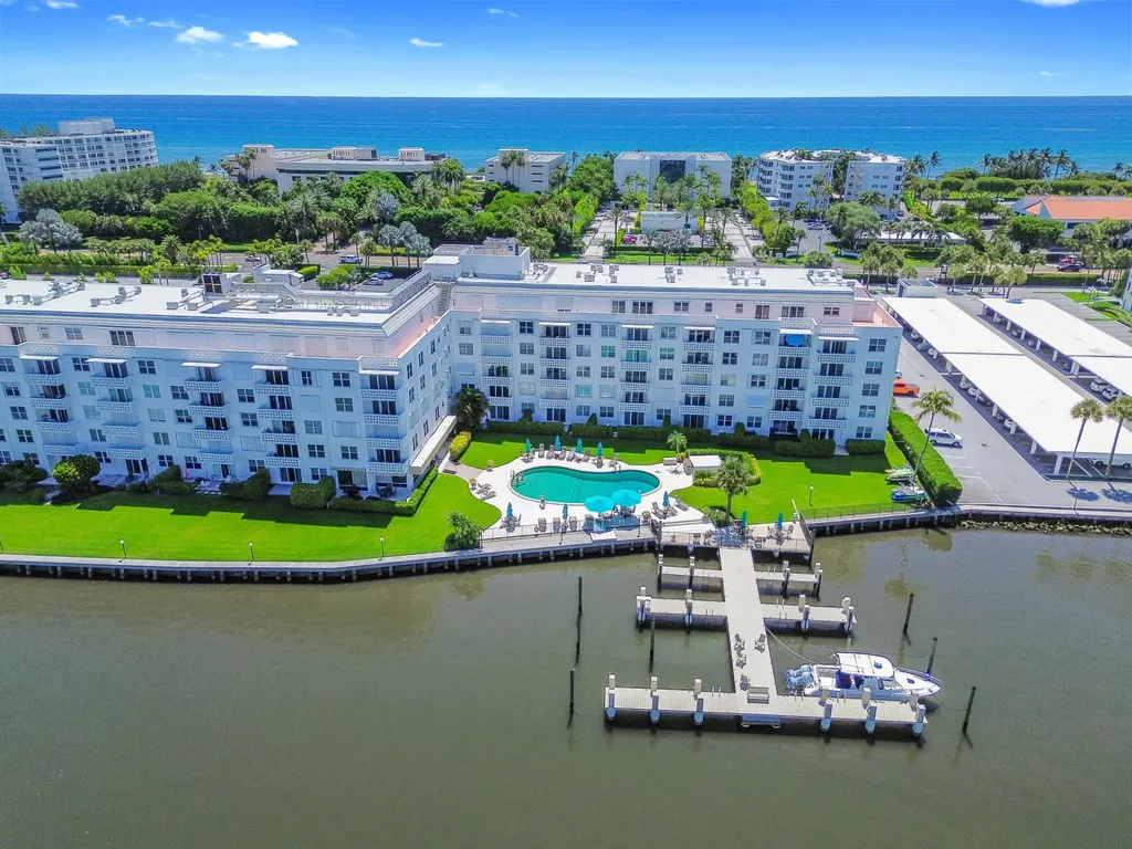 2840 S Ocean Boulevard Palm Beach FL 33480