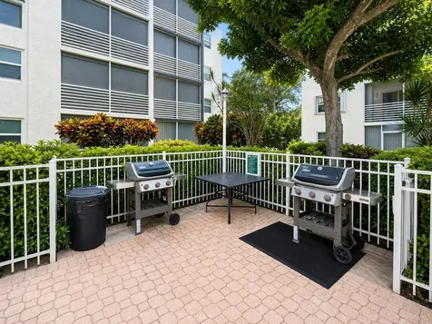 1541 S Ocean Boulevard Pompano Beach FL 33062