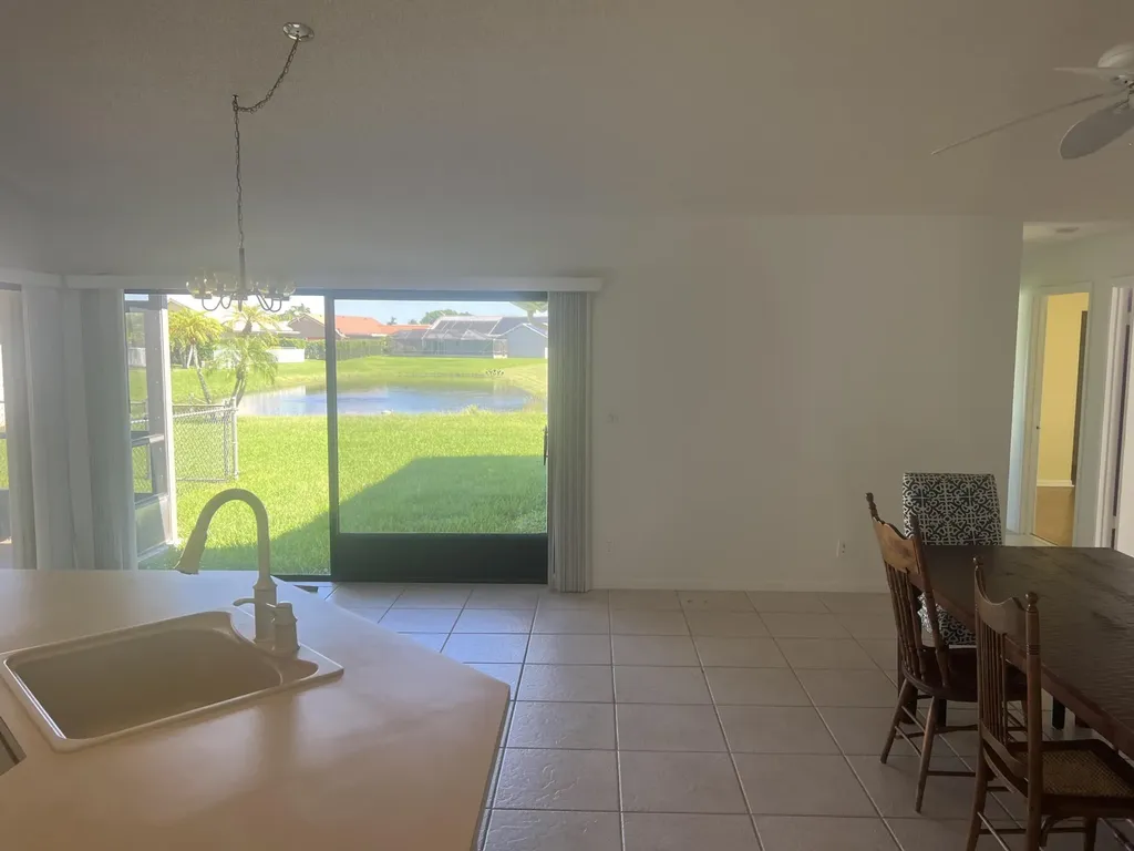 6039 Sunberry Circle Boynton Beach FL 33437