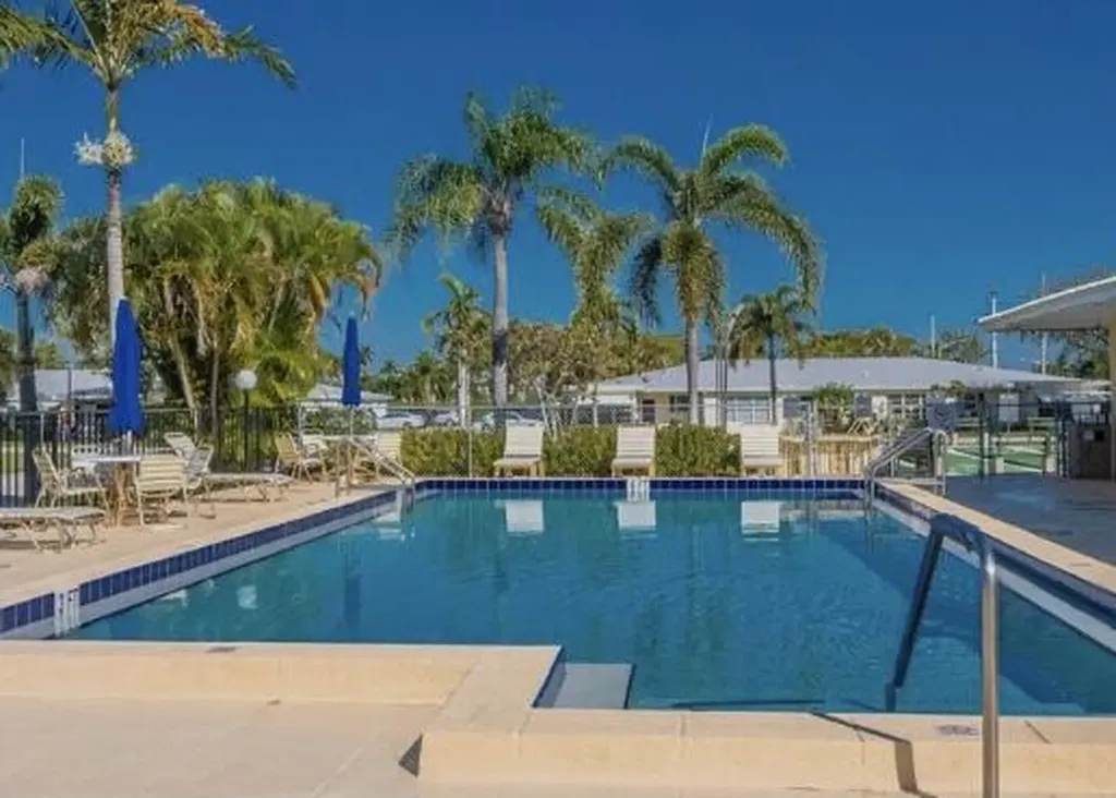 200 Pine Point Drive Boynton Beach FL 33435